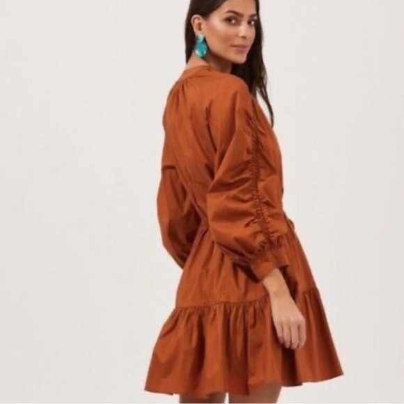 NWT ASTR The Label Ruched Flounce Shirtdress Long Sleeve Buttoned Cognac S Small - Picture 2 of 10